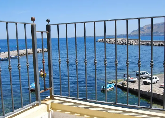 Al Mare Cusumano 公寓 *