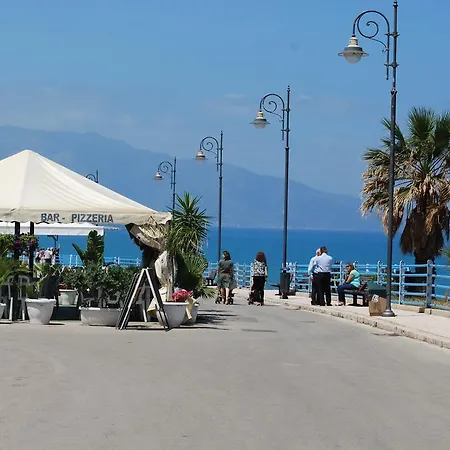 Al Mare Cusumano Apartment *