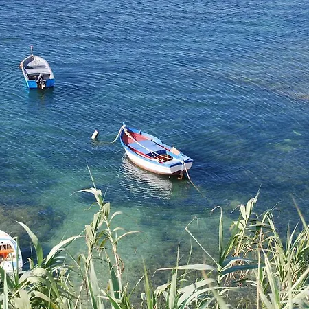 Al Mare Cusumano Apartment *