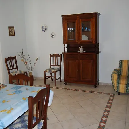 Al Mare Cusumano Apartment *